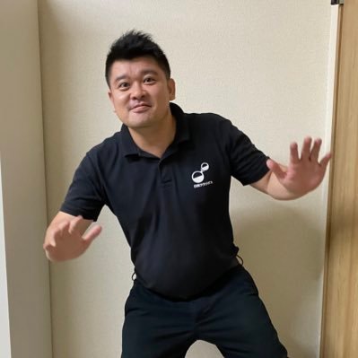 鉄工所の3代目アトツギ候補➡ だけど独立起業 ➡ ネット集客中心の町工場を2013年に設立|日本ツクリダス株式会社の代表取締役|金属加工・商社・ 生産管理システム ・デザインの4つの事業を展開中➡製造事業を社内から独立した社員に譲渡➡IT事業とデザイン事業に集中|元町工場として製造業を全力支援!!