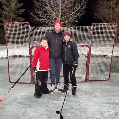 Overweight father of two great kids and a wonderful wife. wanna be good golfer and kids hockey chauffeur in the winter