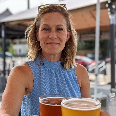 AmandaLHogberg's profile picture. Personal Development • Nutrition • Accountability Coaching