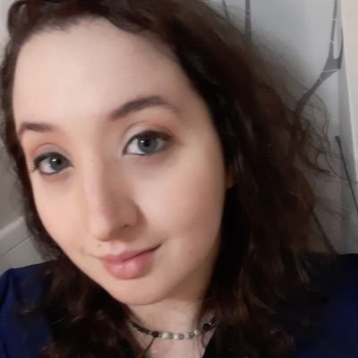I do things that Twitter doesn't need to know about///wife of TheMinisterofGaming 🎉