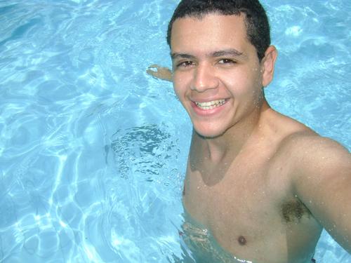 Jovem Carioca, estudante de direito e apaixonado pelo o que faz e pela cidade que mora.