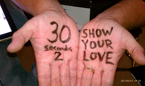 30seconds2's profile picture. Today's world needs a lot more love: 30seconds2 show your love. Follow along as I share great ways to show love to others. http://t.co/cHfoqlpBPt