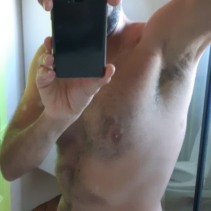 n'hésitez paz à me contacter (bons plans, scénar ...) 🔥🔥
gars cool !
Toulousain expatrié en région parisienne ! bien chaud donc n'hésitez pas 🔥🔥🔥😜😜