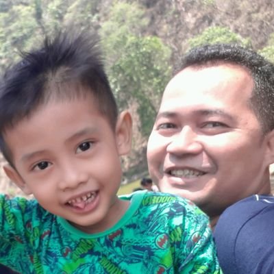 RasyidYoppi's profile picture. Positif