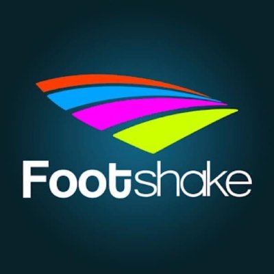 Footshake est un jeu phygital (physique et digital) vous permettant de pratiquer un sport tout en étant connecté à vos amis !
Prêt.e.s à relever le défi ?