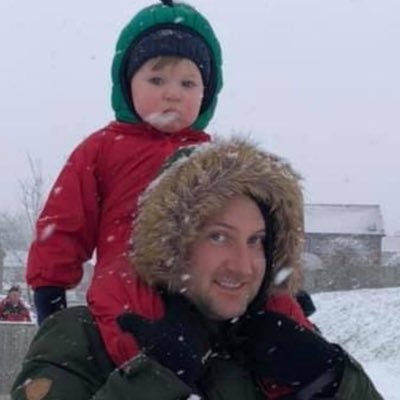 comradequinn's profile picture. Father, techie, foodie (in the ‘eating lots of it’, sense)