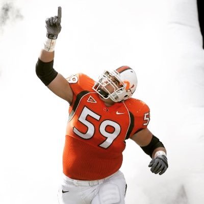 Follower of Jesus Christ; Husband, father to Will and Drew; Dream big and chase it til the end. OL Coach @Minooka_Indians Miami Hurricanes OL 2000-04. 01💍