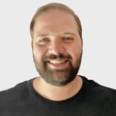 comandolli's profile picture. a product guy