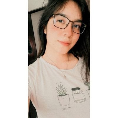 Hola, aquí pongo lo que en Facebook o Instagram no.