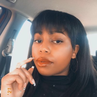 WoahMo_Mo's profile picture. 