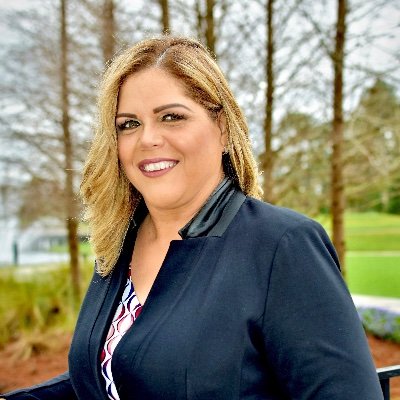 VanessaAugustu's profile picture. God, Family,🇺🇸 God is my strength! Hablo Español! #centralflorida #polkcounty #davenport #poinciana #WinterHaven #Lakeland #Clermont #hainescity #realtor #exp