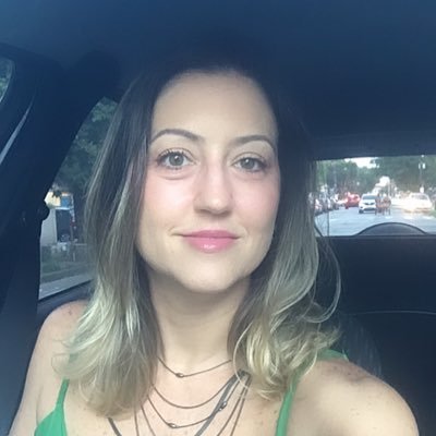 KaOchogavia's profile picture. alguém que adora os meios de comunicação; que é romântica; sensível demais, sincera demais; leal; estabanada; teimosa; sagitariana!