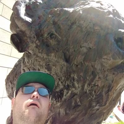 OklaKirky's profile picture. Don't know what I'm doing ever. 26.