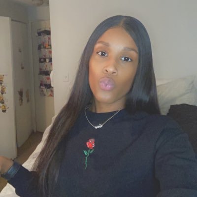 iesha_twin's profile picture. Bennett College '15🔔💙Willie the DON 👦🏾💙 Imma be the best me regardless 😌💅🏾#datway👆🏾👈🏾👇🏾👉🏾