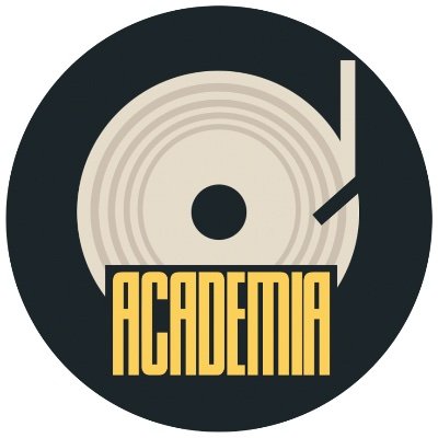 Colectivo de clase y con clase, amante del vinilo y adorador del exceso de lúpulo. Elitistas musicales con reuma. Bot de @alcalanorton en twitter