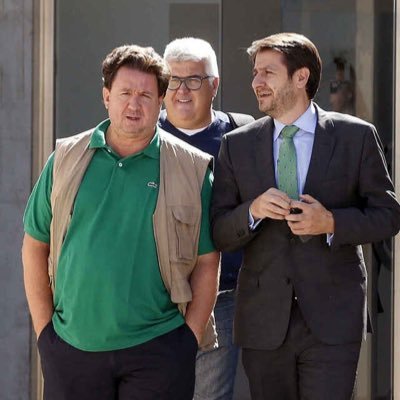 Abogado en ejercicio del ICAM y desde 2007 de José Luis Peñas, Denunciante de la Trama Gürtel. Derecho Público, Oposiciones y Tramas de corrupción política