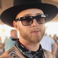 Chet Hanks Updates (@upchets) 's Twitter Profile
