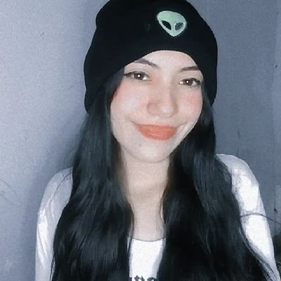 evyest's profile picture. Instagram: Evyest._