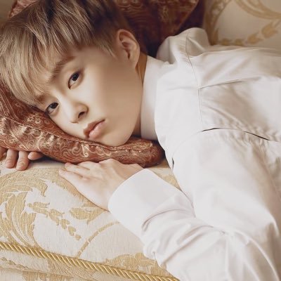 최애는 시우민,변백현 차애는 올수니(애아빠제외)/4♡대할미수니/애칭은 슈밍언니,큥언니/RPS는 CB,SJ만앎/솜뭉치수집가/동물LOVE(🐱🐶🐹🐼)/공출목OK,사공X/BTS무조건블락,겸덕,알계,모르는사람블락/해치지않아효 'ㅅ' 부계@exochirori