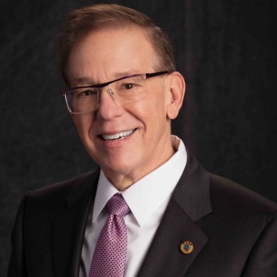 SteveCarvalho9's profile picture. REALTOR Emeritus, Lover of Art, Architecture, Antiques, Fitness, Literature, Men's Fashion and Ice Cream