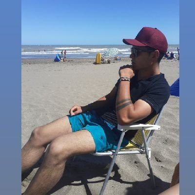 AxelBez2's profile picture. C.D.A💙
central