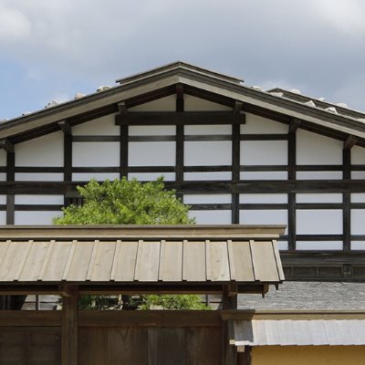 yuwakuedomura's profile picture. （公式）
石川県金沢市にある野外民家展示施設です。町家や武家屋敷、茅葺農家などの文化財建造物が移築されています。日々のできごと＆イベント情報をお伝えします。#町家 #武家屋敷 #茅葺農家 #金沢