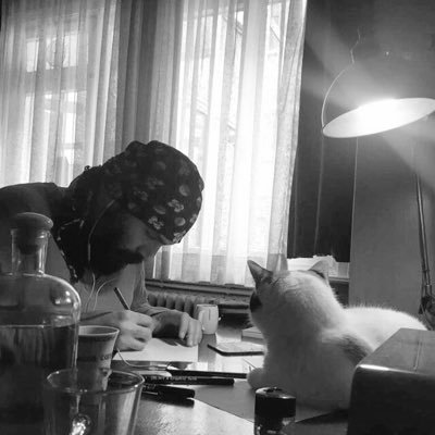 rewhat's profile picture. 