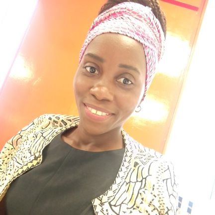Mère d'un cascadeur 🔥
Je savoure la vie avec passion.😊
Promotrice de Job Étudiant Cameroun, plateforme qui accompagne les jeunes à grandir sur le plan pro.