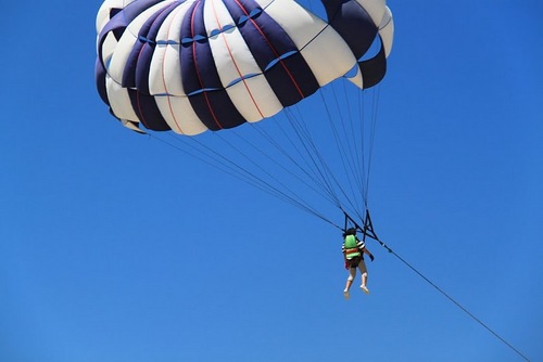 Suvihuvit2011's profile picture. Kesän päräyttävimmät menot & vinkit, pysy mukana!
Wanna stay tuned in the most characteristic events and activities in Finland?