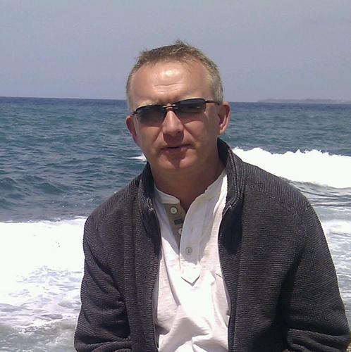 robw0121's profile picture. working hard as usual