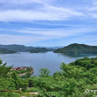 ySY745hAfrQrFef's profile picture. 다정한아빠가되자