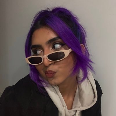 saumyasayswhat's profile picture. is twitter still a thing?