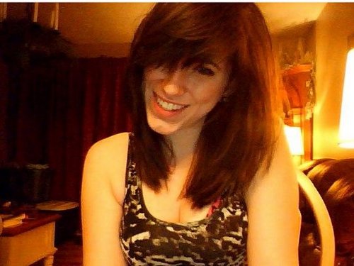 Annitawxsyi's profile picture. If you see someone without smile, give them yours! :-)