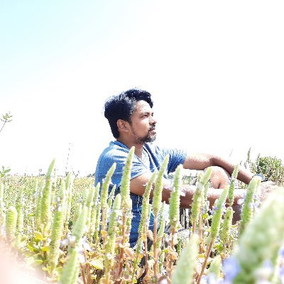 itsselvam's profile picture. Father, husband, Biker, Product Designer, Web Developer, UX Expert