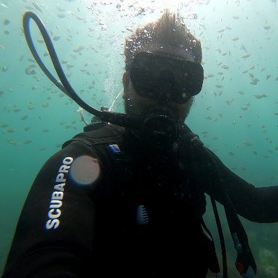 imshwet25's profile picture. Cricket crazy,
software programmer,
 traveller,
INDIAN,
Foodie,
Photography enthu,

Techlover