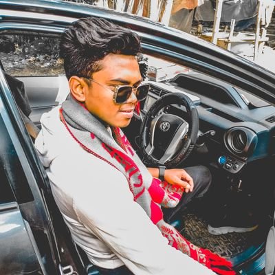 HELALSHEIKH17's profile picture. third class student 🤘