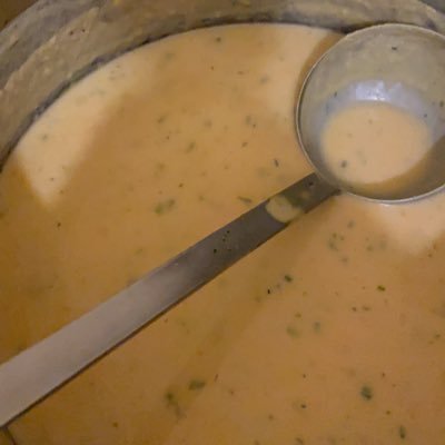 Selbständig im Familienbetrieb in 3.Generation Hotel. liberal. links oder rechts, schmeckt beides wie Hühnchen