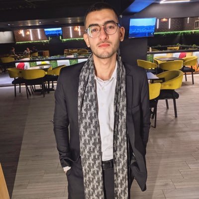 4ehataaa's profile picture. “He who makes a beast of himself gets rid of the pain of being a man.”

 dental student Must uni👨‍⚕️