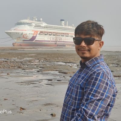 #Entrepreneur
#Software_Engineering
#Photographer
#Blogger