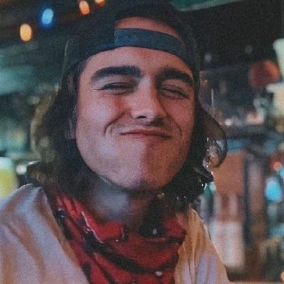 spidervgwen's profile picture. help me obi wan kenobi you are my only hope