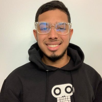 Pharmacy Technician turned software engineer thanks to @ResilientCoders. Social Justice advocate for blacks and Latinxs. Views my own.