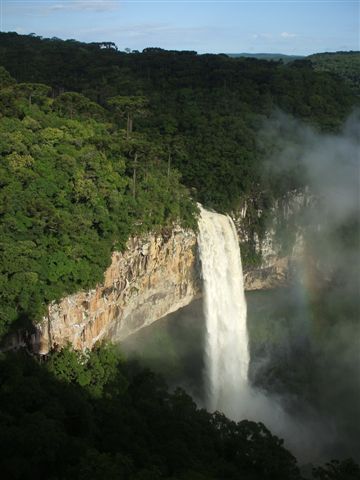 Portal oficial sobre atrações turísticas e eventos de Canela. Cidade do Parque do Caracol e da Catedral de Pedra, eleita uma das sete maravilhas do Brasil.