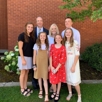 Father of 5, married to my best friend. Crypto- Golf- Work
