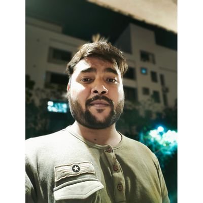 mohitluv242's profile picture. 