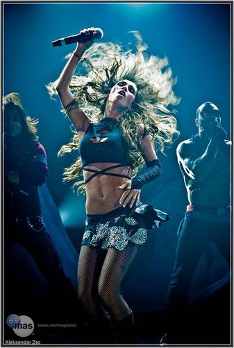 FC Anahi Music Bosnia hace 28.01.2011.
concacto : anahimusicbih@gmail.com