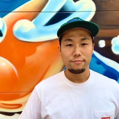 WALL SHARE株式会社 @wallshare の代表|日本中の壁をミューラルで彩ってアートを届けてます|神戸→大阪1990 |オヤジ〜👦👧 #ミューラルアート #淀壁