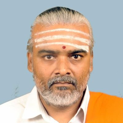 selvakumar sasthrigal.vedic pandit study at kanchi kamakoti peetam.