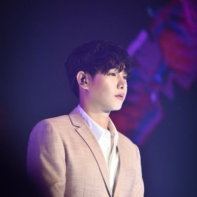 bababeamb's profile picture. ลัฟยาาา @peckpalit ❤