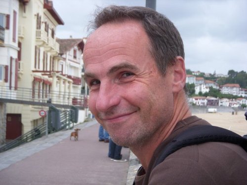 Raised in Amsterdam, living in Graz/Austria, travelling Europe and beyond, most often for EPOMM