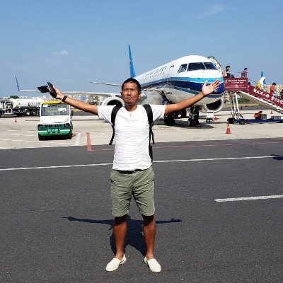 《元ビーチサッカー日本代表🇯🇵》
Jクラブ・街クラブ→13年間育成年代。大学(男子)→2年間指導。
現在→なでしこ1部/ 監督 2024〜
〈選手〉三菱養和JY→読売Y→国士大→東京ヴェルディ→かりゆしFC→FC琉球→新潟シンガポール